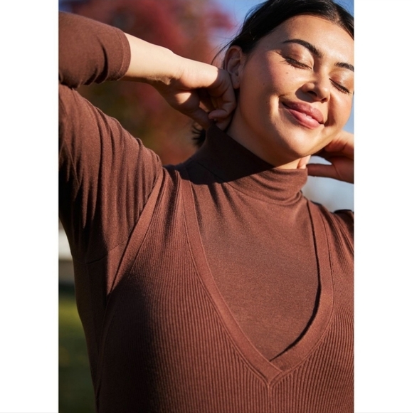 - Daily Practice by Anthropologie Slim V-Neck Dress Size s - Picture 3 of 9